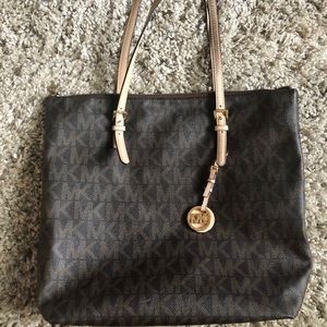 Michael Kors Large Tote GUC!